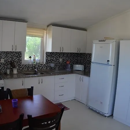 Semesterbostad İdil House *
